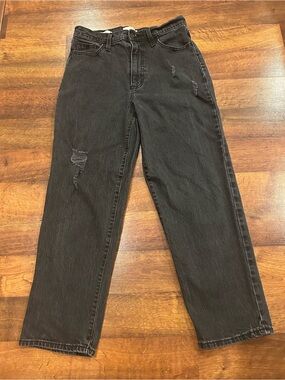 Universal Thread Vintage Straight Black Distressed Jeans 8 / 29R High Rise